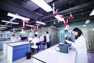 悅刻relx全新阿爾法發布 自主研發萃釋技術引領用戶體驗升級